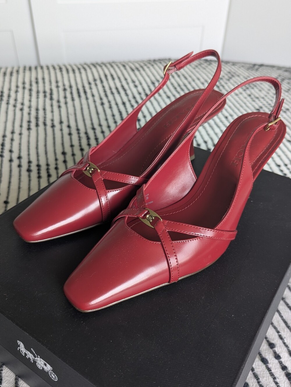 COACH Rowyn Slingback - Ruby In Size 8.5